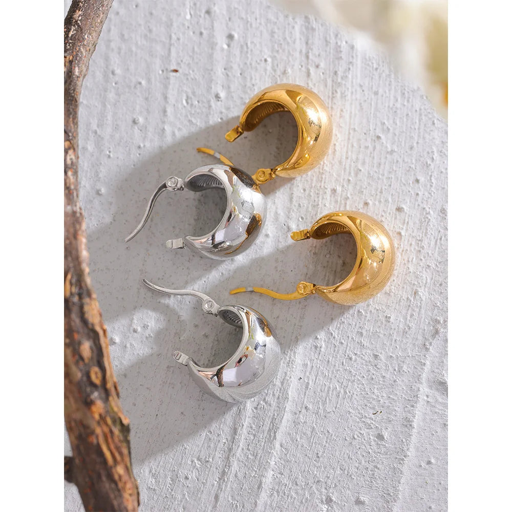 Modern Women’s Jewelry