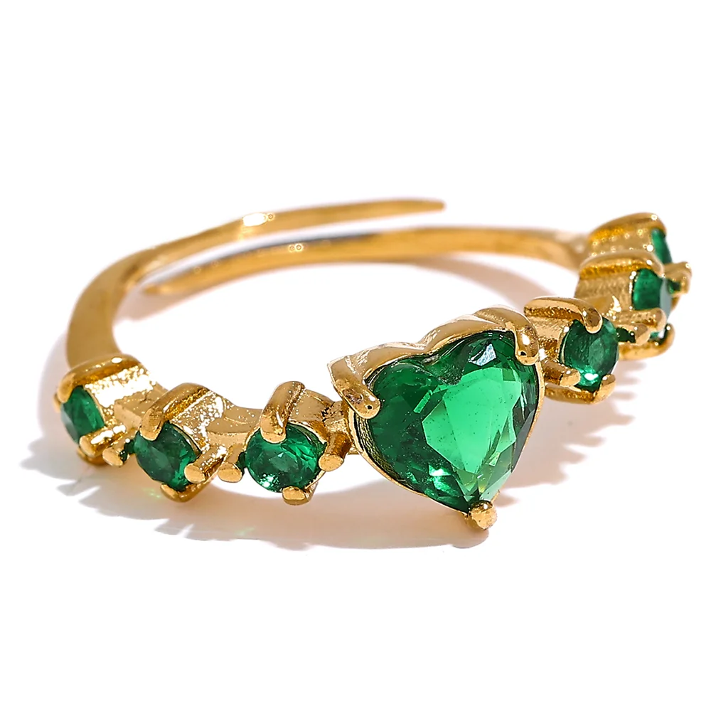 Crystal heart ring